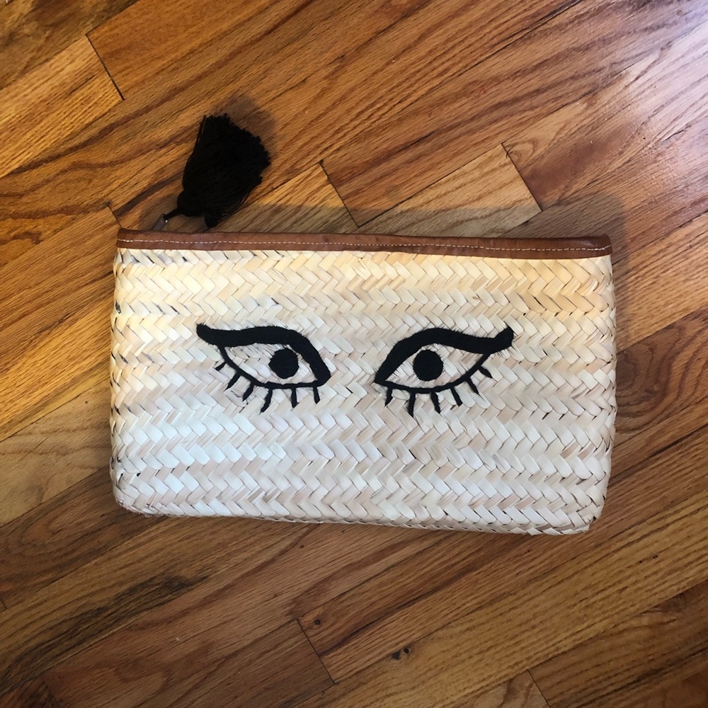 Straw clutch